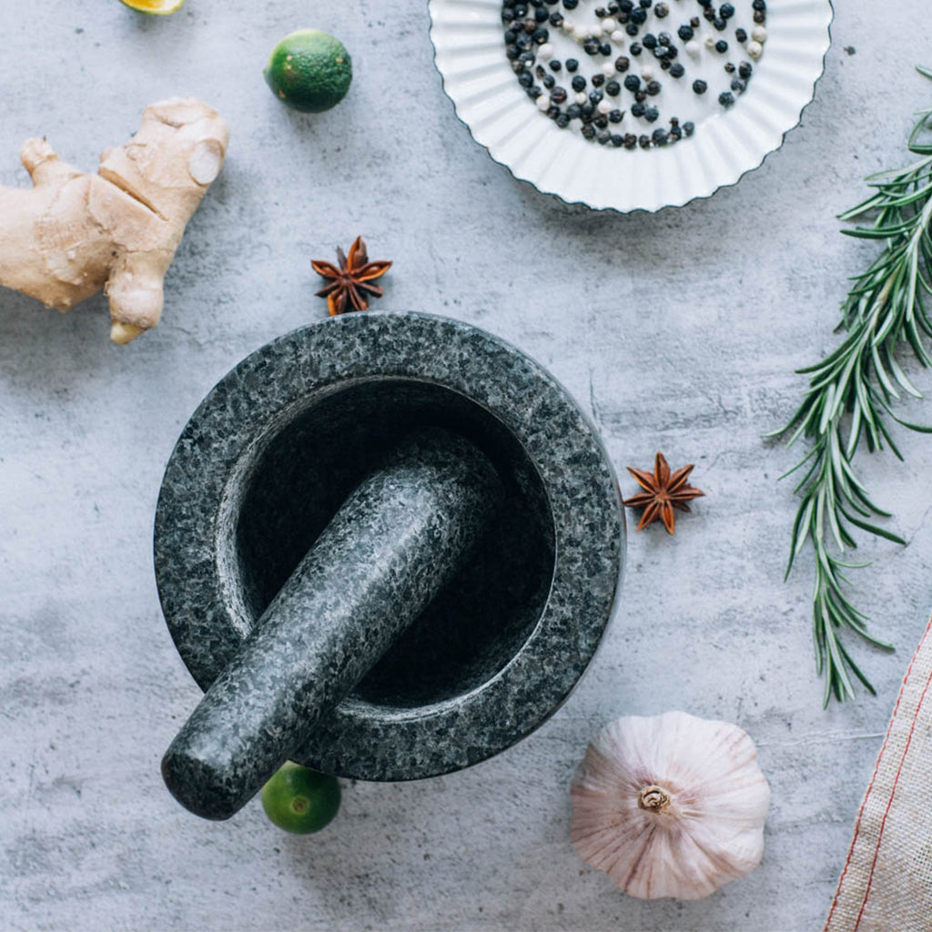 Mortaio Essenza | Stone Mortar & Pestle