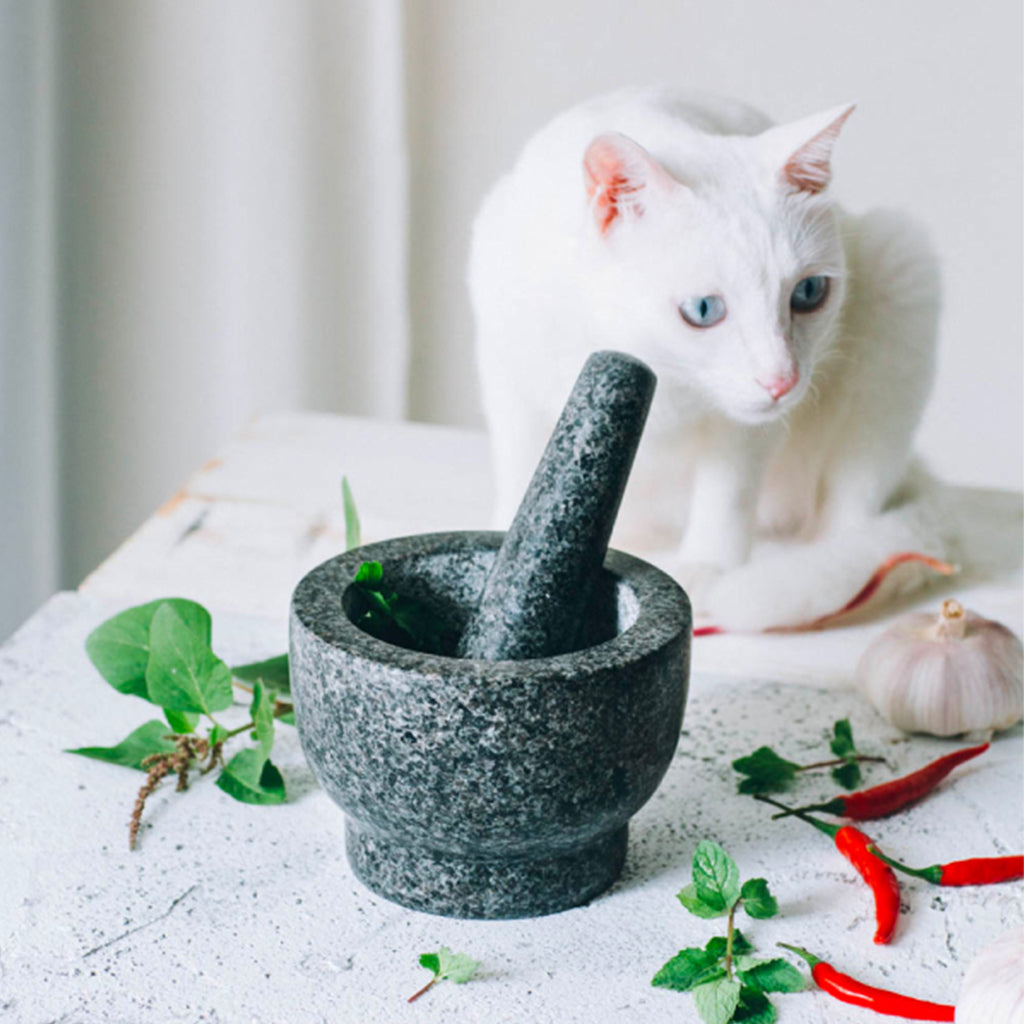 Mortaio Essenza | Stone Mortar & Pestle